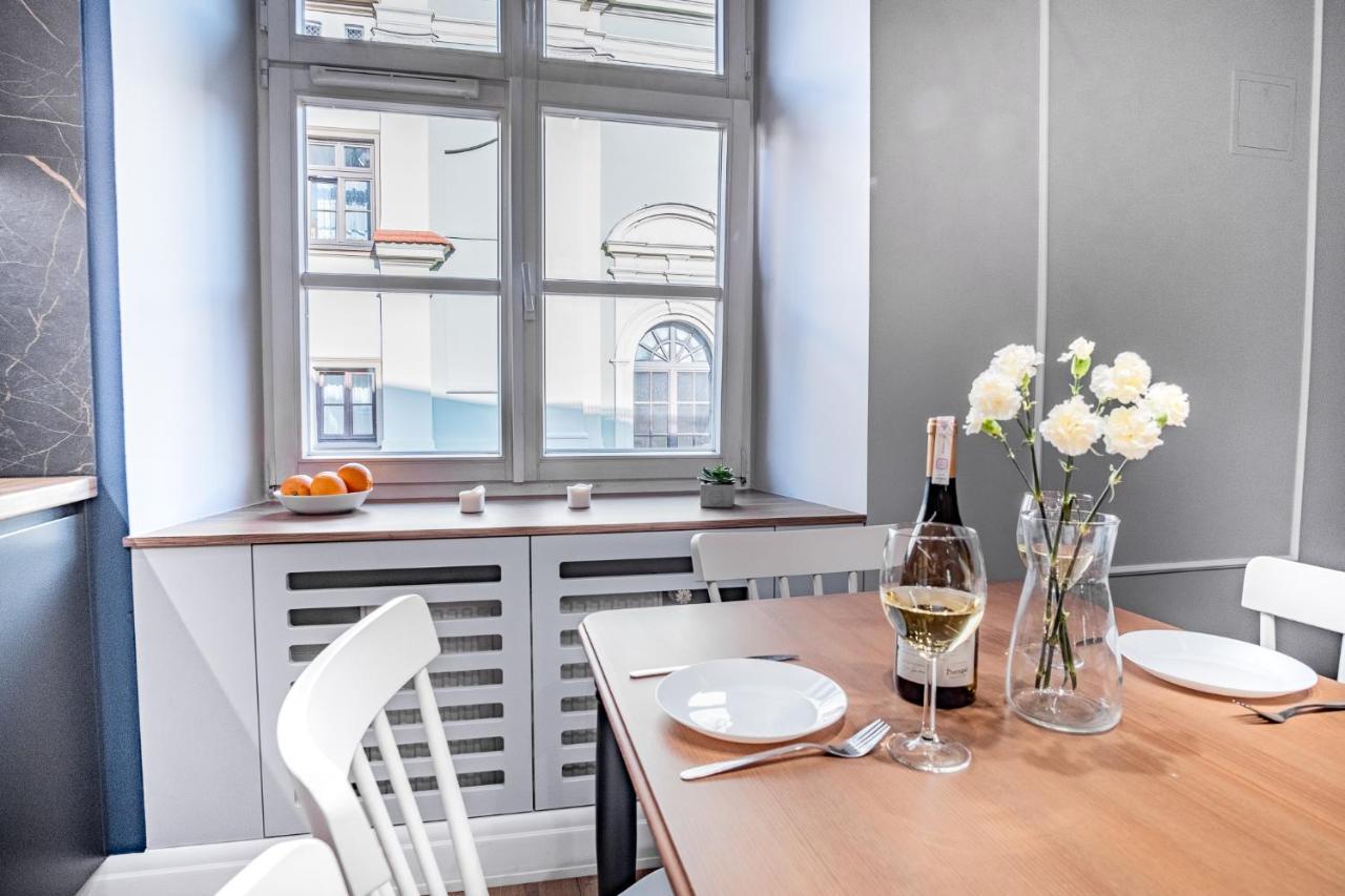 At Krakow Apartments Екстериор снимка